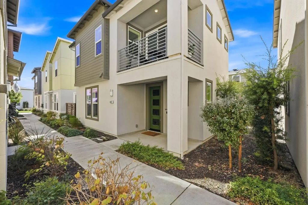 4422 Ocean Lane, Elk Grove