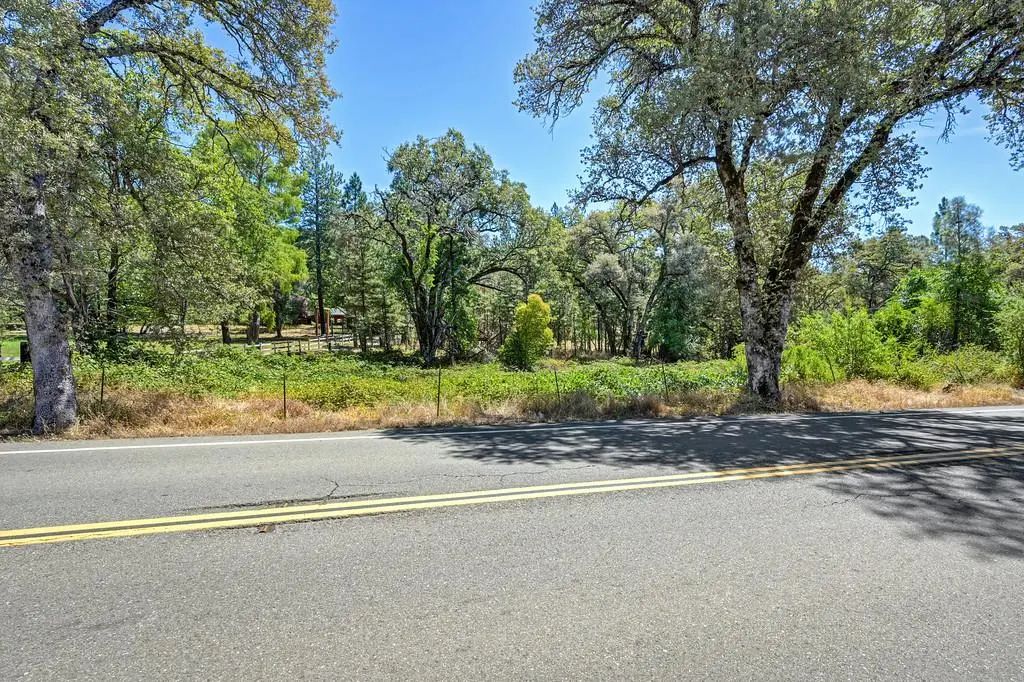 19040 Placer Hills Road, Meadow Vista
