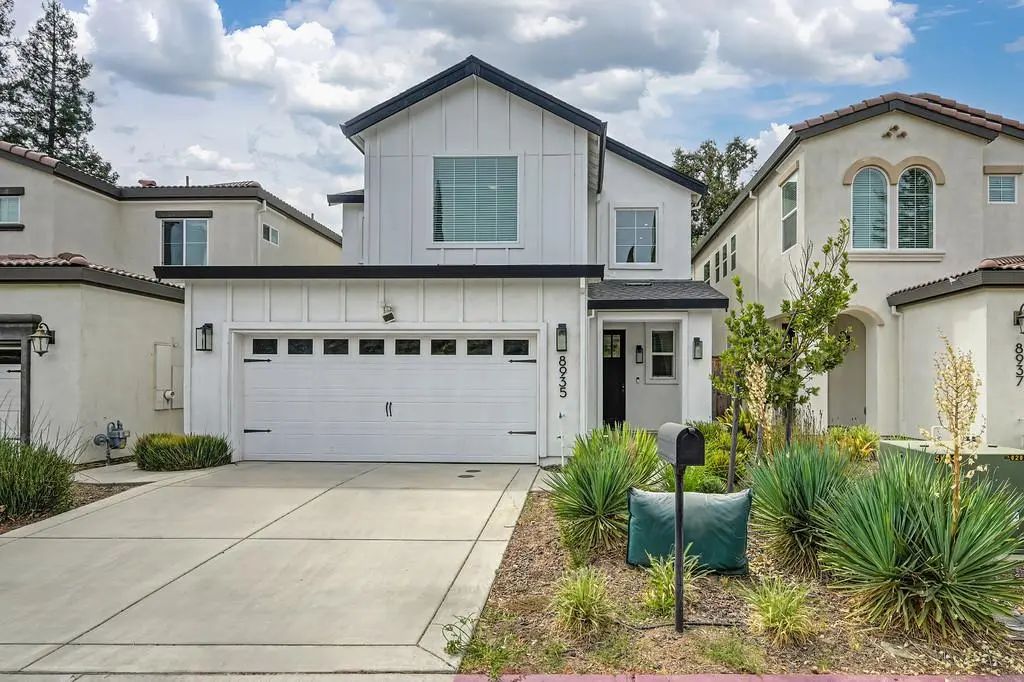 8935 Fair Oaks Boulevard, Carmichael