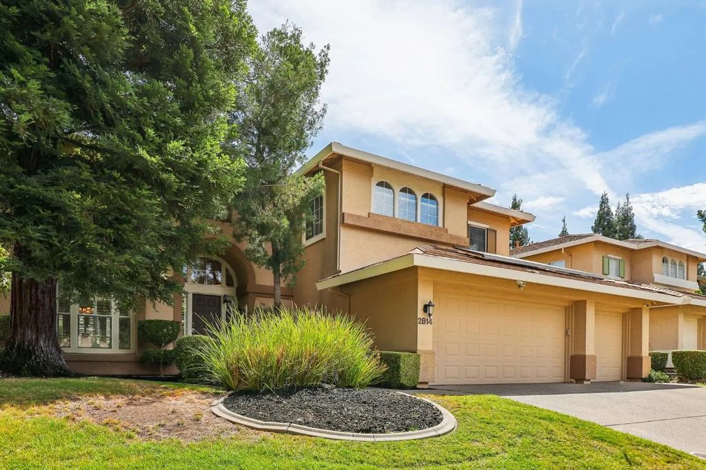 2814 Barret Drive, Roseville