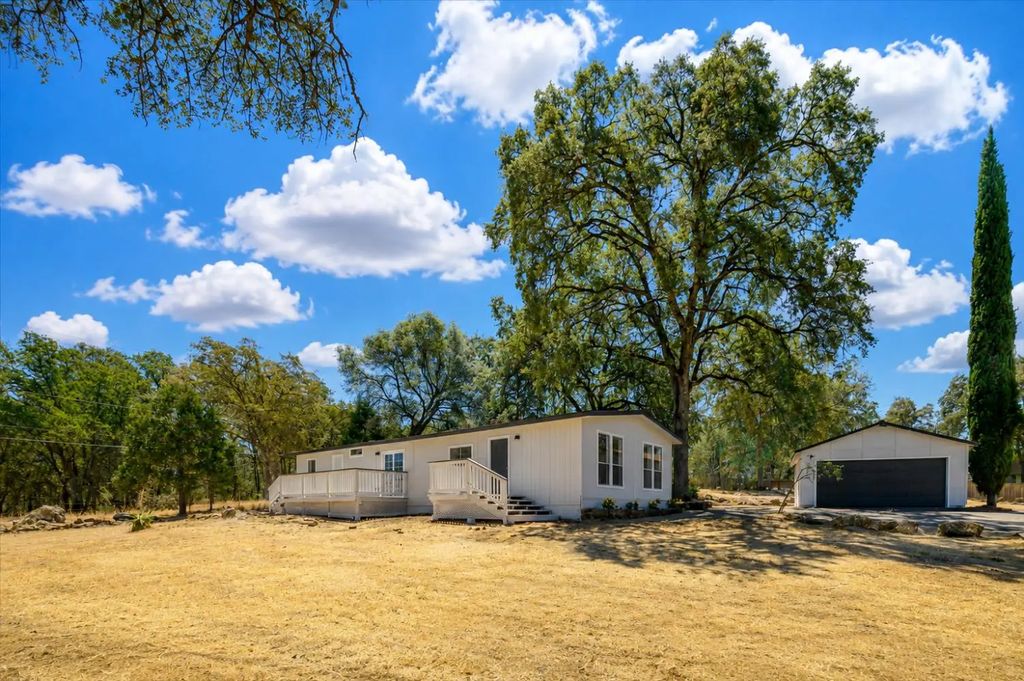 6821 Woodstock Lane, El Dorado