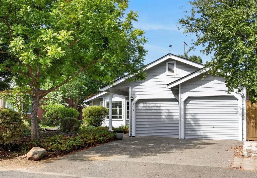 3415 Hunter Lane, Carmichael