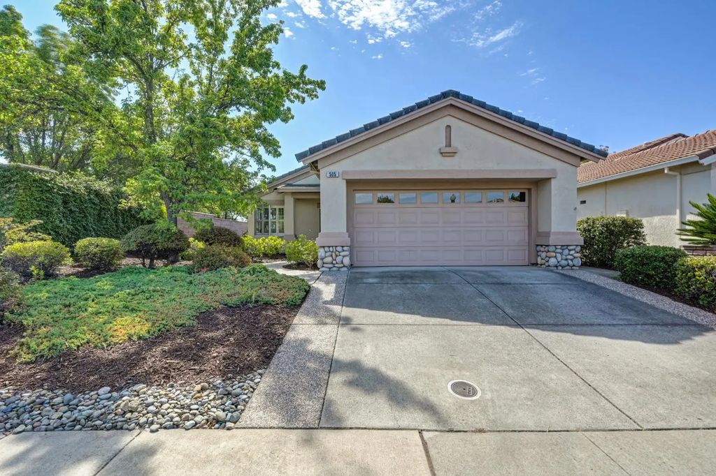 505 Northfield Lane, Lincoln