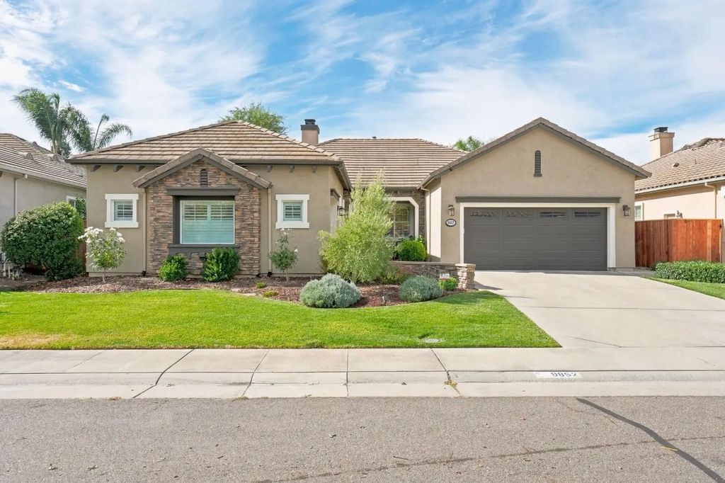 9852 Valgrande Way, Elk Grove