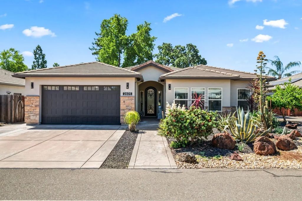 2605 Gunn Road, Carmichael