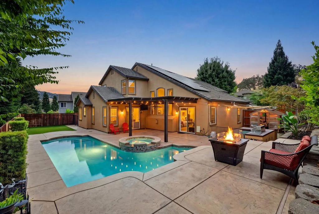 1832 Orchard Terrace Court, Folsom
