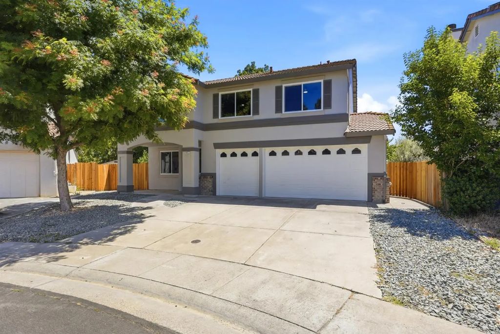5417 Elk Hollow Court, Elk Grove