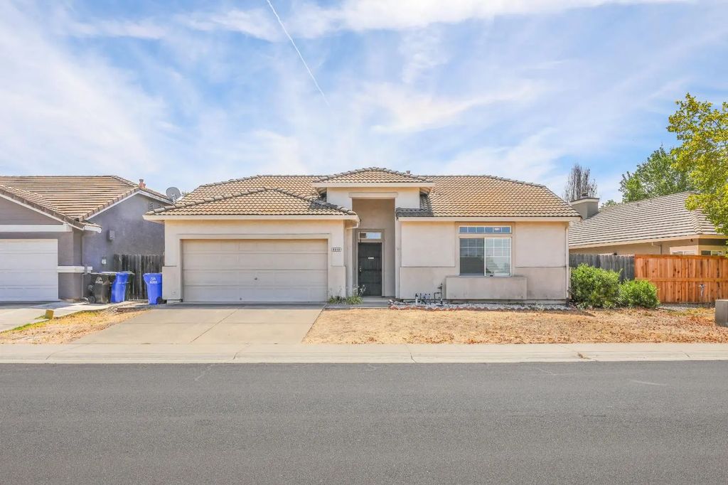 8540 Zinnia Way, Elk Grove