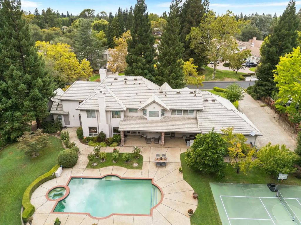 8708 W Hammersmith Lane, Fair Oaks