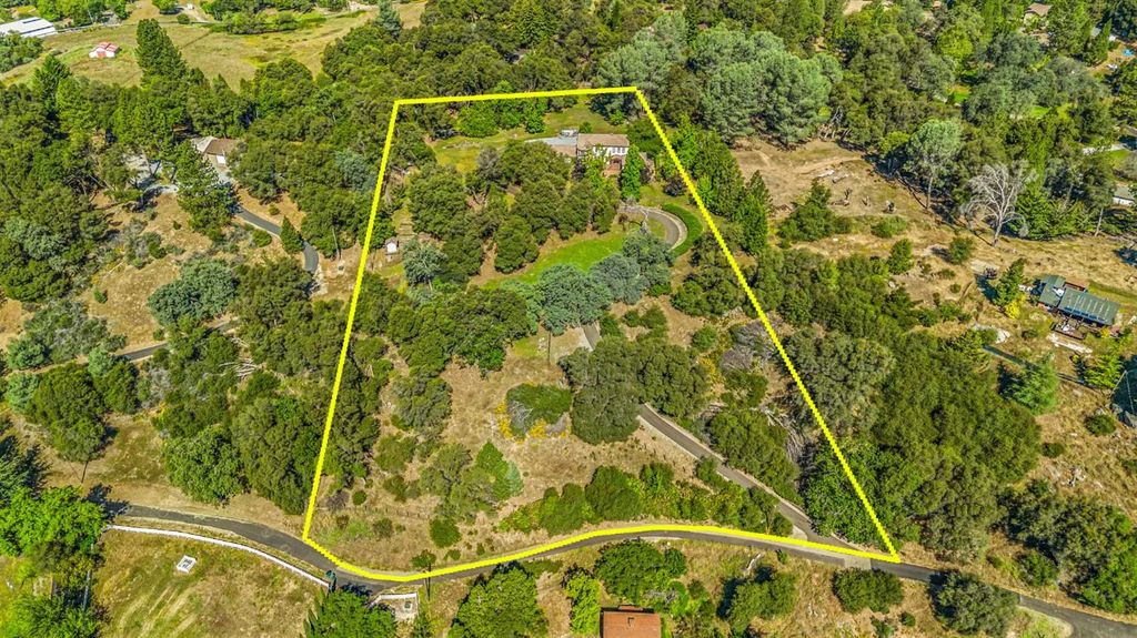 5411 Oak Leaf Circle, Placerville