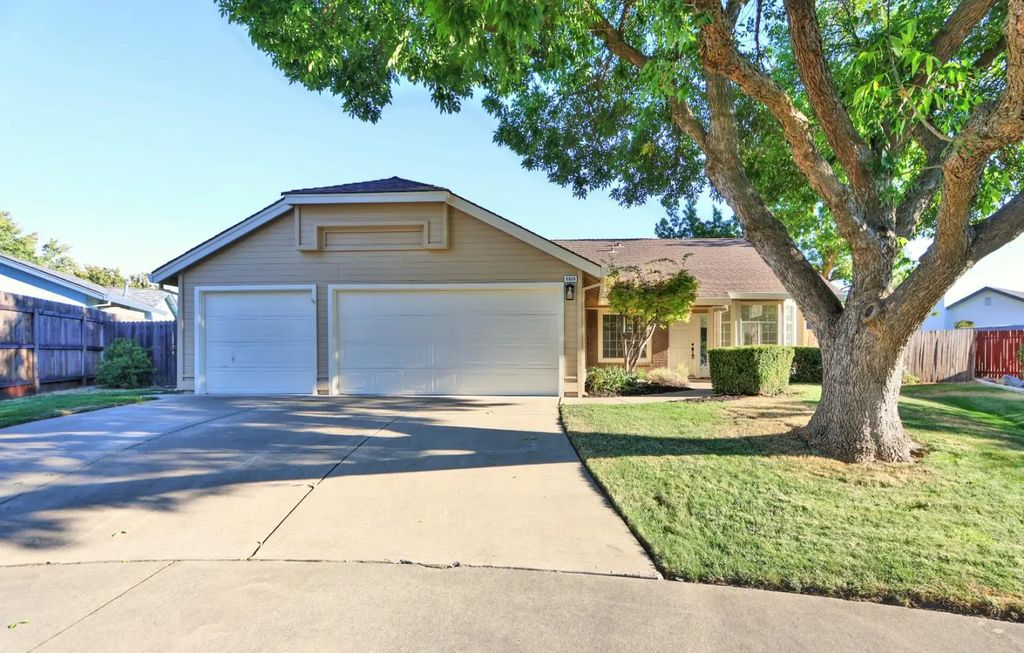 8926 Willowspring Court, Elk Grove