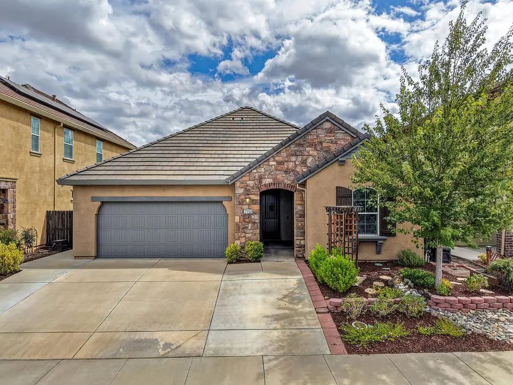 7153 Greenford Way, Roseville