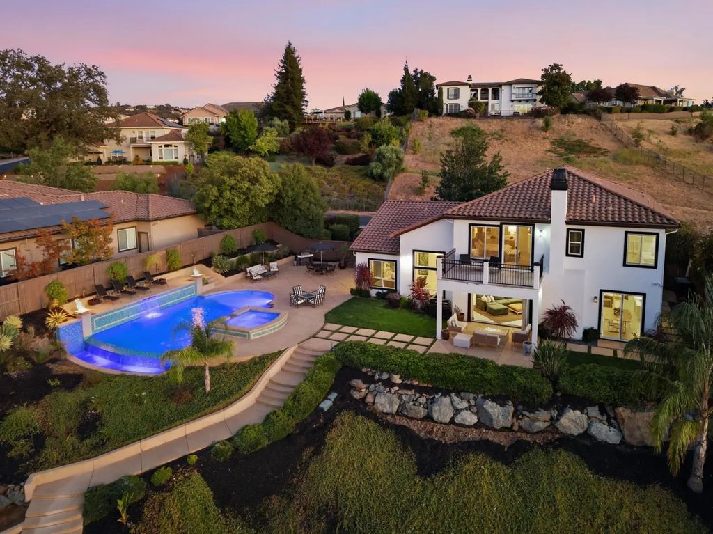 7096 Agora Way, El Dorado Hills