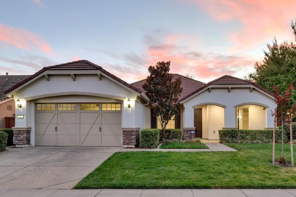 9817 Westminster Way, Elk Grove