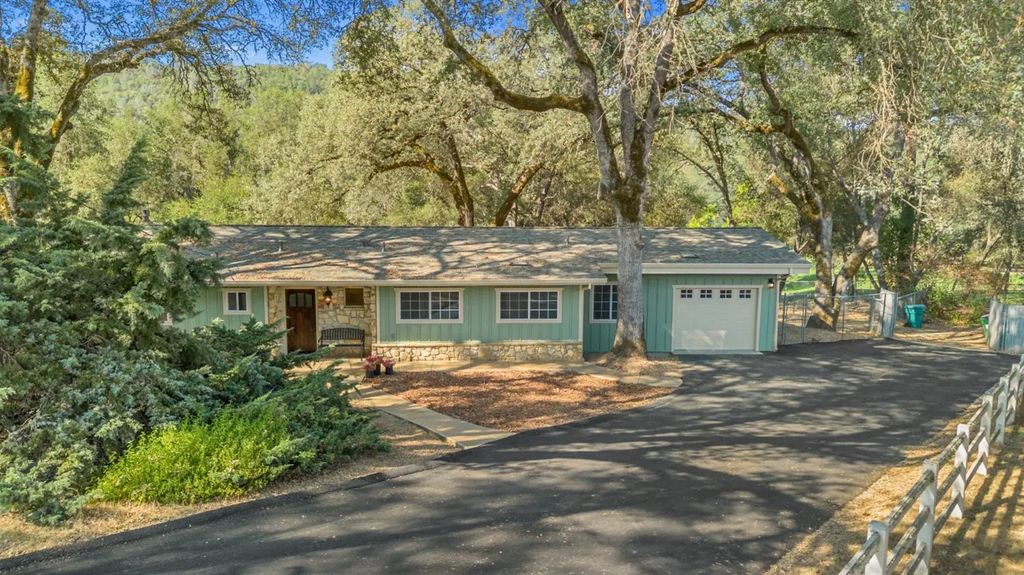 1663 Glen Drive, Placerville