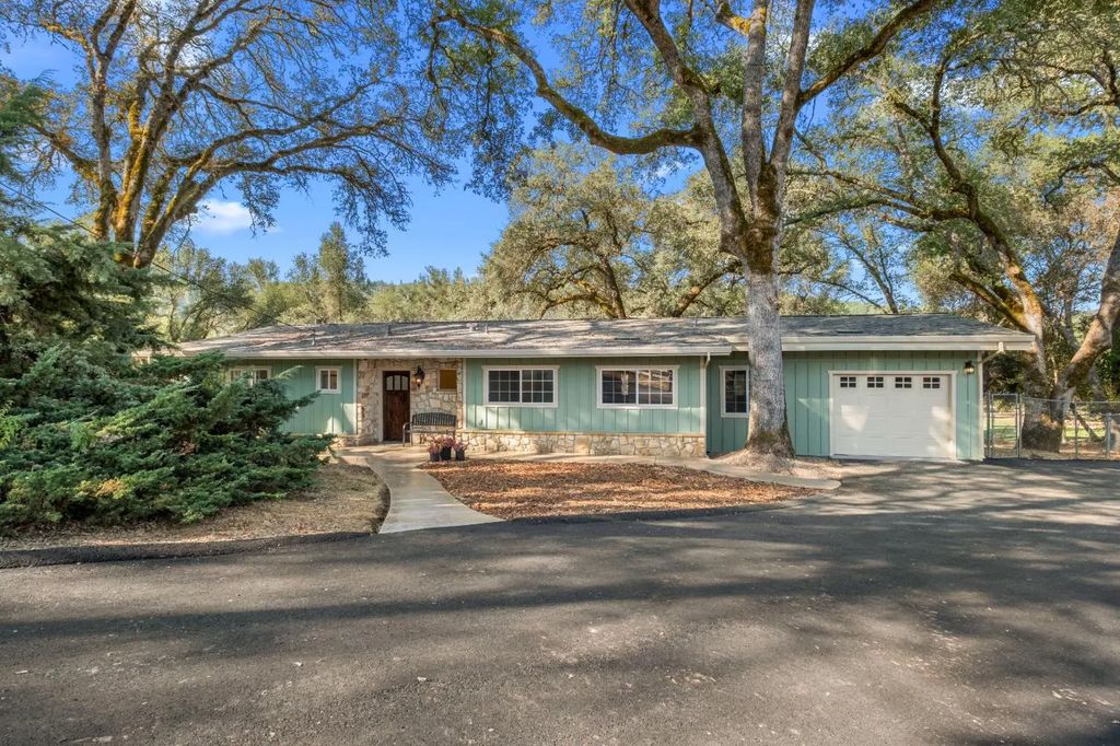 1663 Glen Drive, Placerville