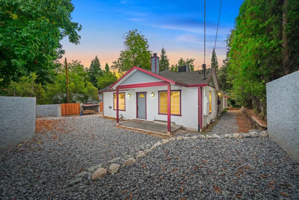 8048 Fair Oaks Blvd., Carmichael