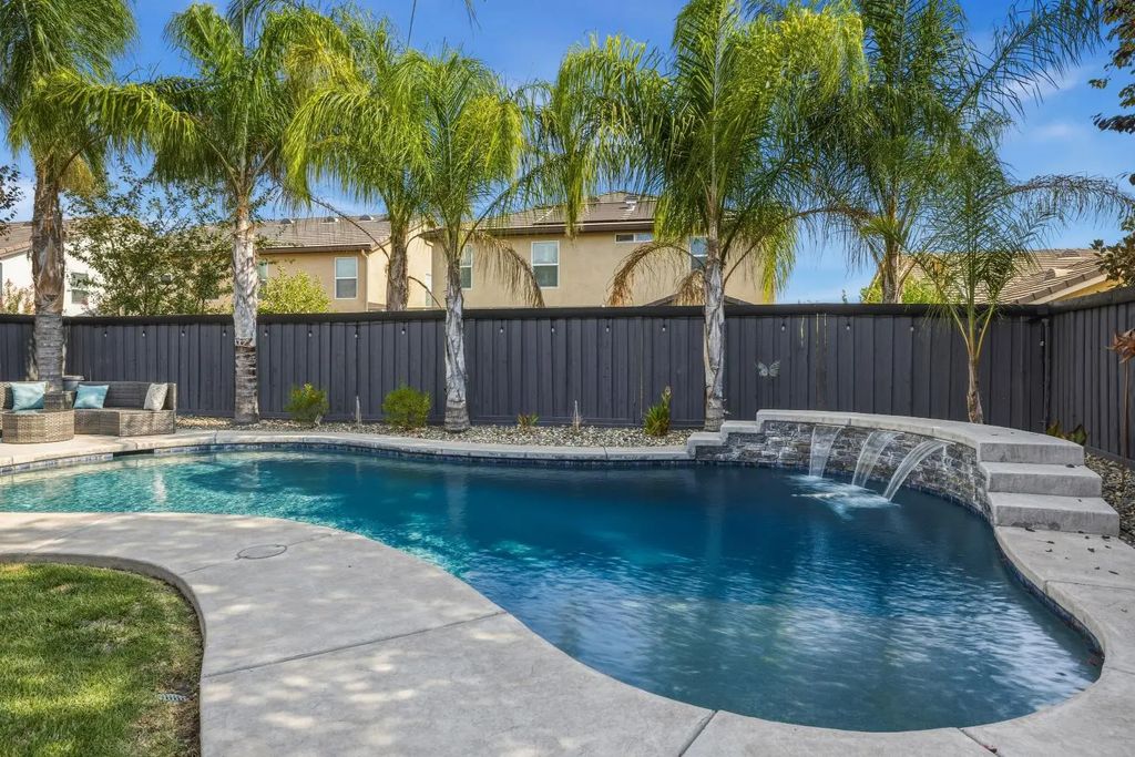 333 Bramble Court, Roseville