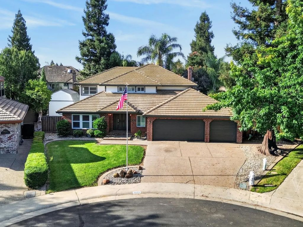 8820 San Badger Way, Elk Grove