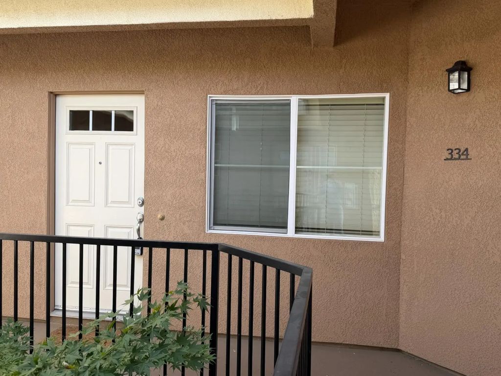 300 Moon Circle 334, Folsom