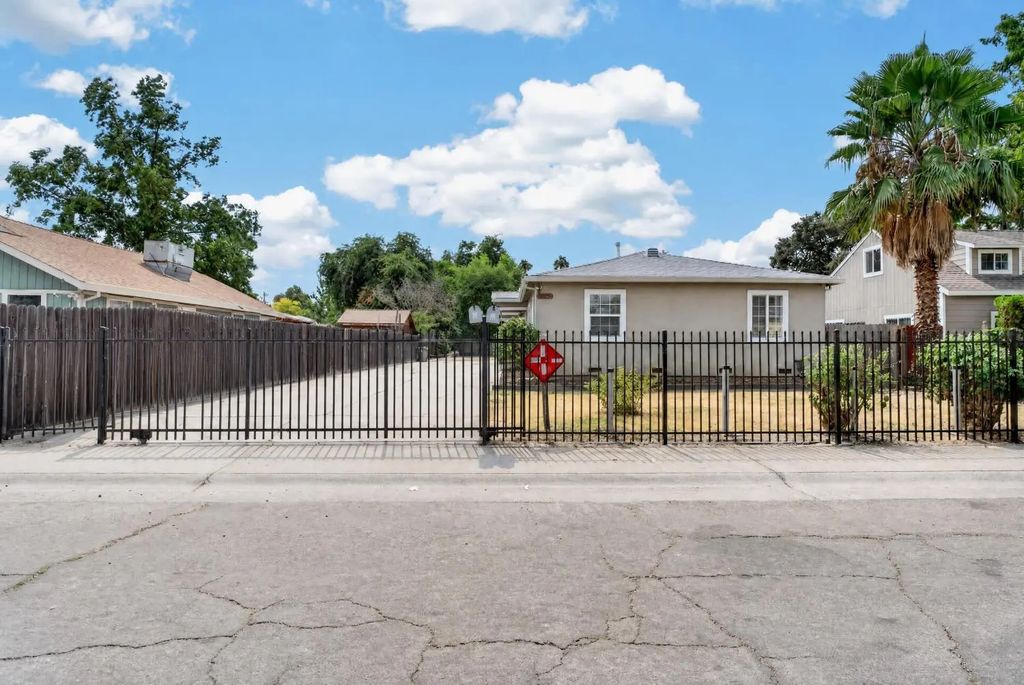 3600 26th, Sacramento