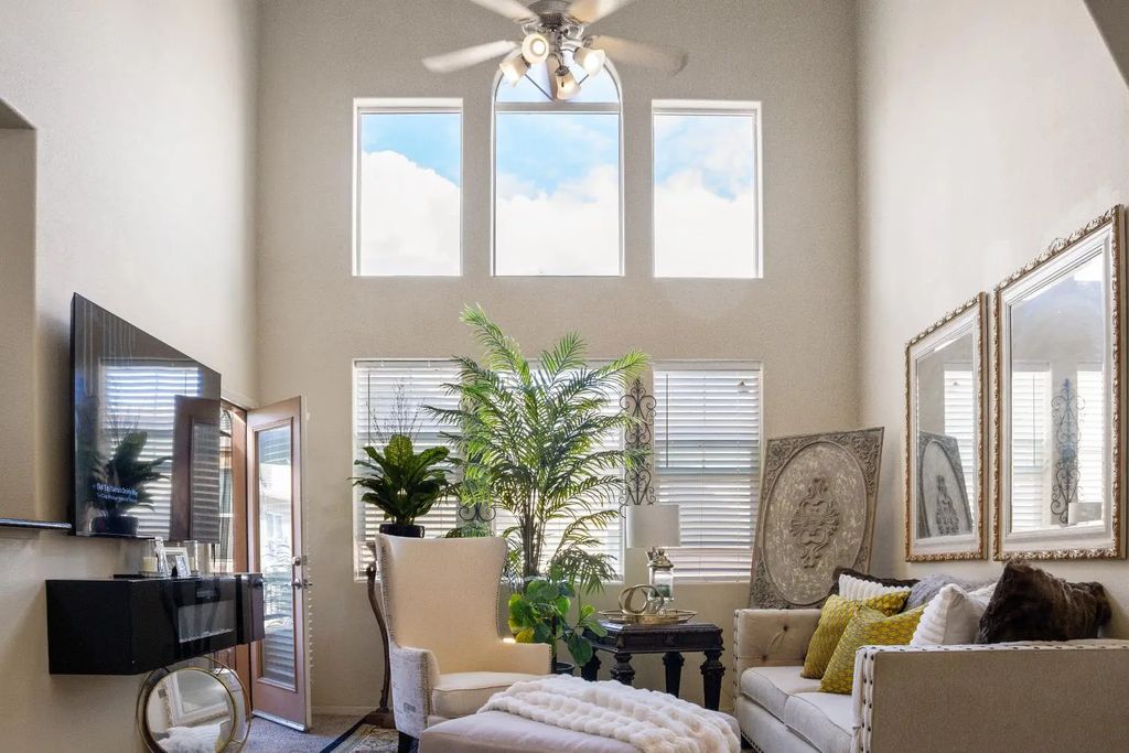 1900 Danbrook 1124, Sacramento
