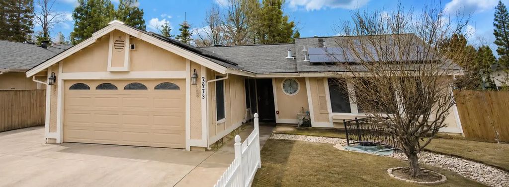 3973 Weybridge Way, Antelope