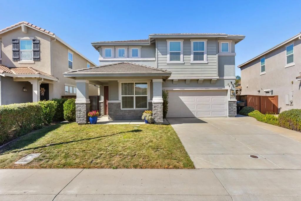 2573 Mead Way, Roseville