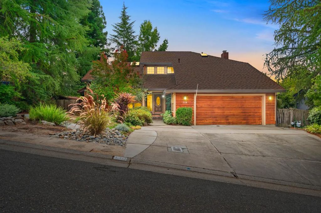 110 Thomas Court, Folsom
