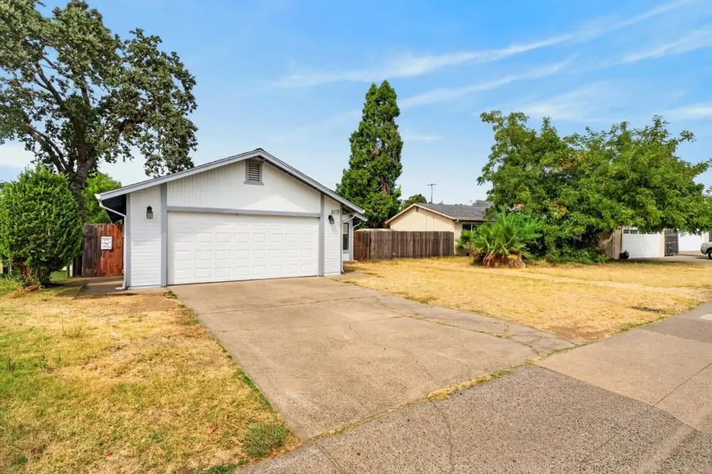 8175 Deseret Avenue, Fair Oaks