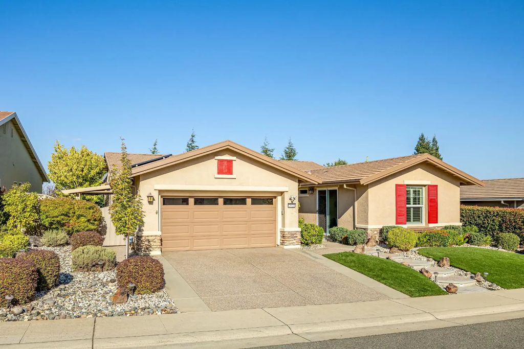 2823 Blue Heron Loop, Lincoln
