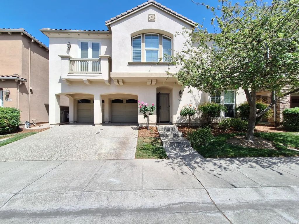 5424 Knotty Pine Way, Sacramento