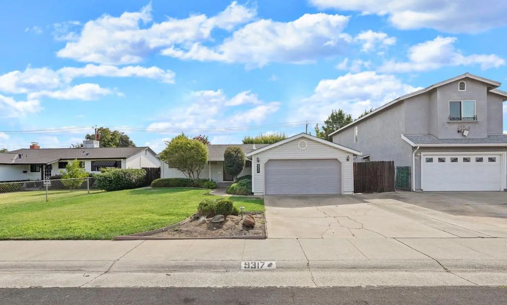 9317 Mark Street, Elk Grove