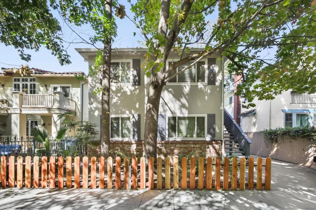 627 T Street, Sacramento