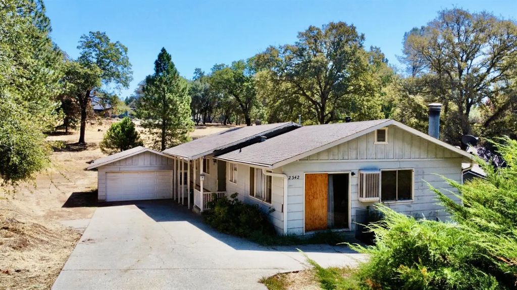 12342 Poplar Road, Auburn