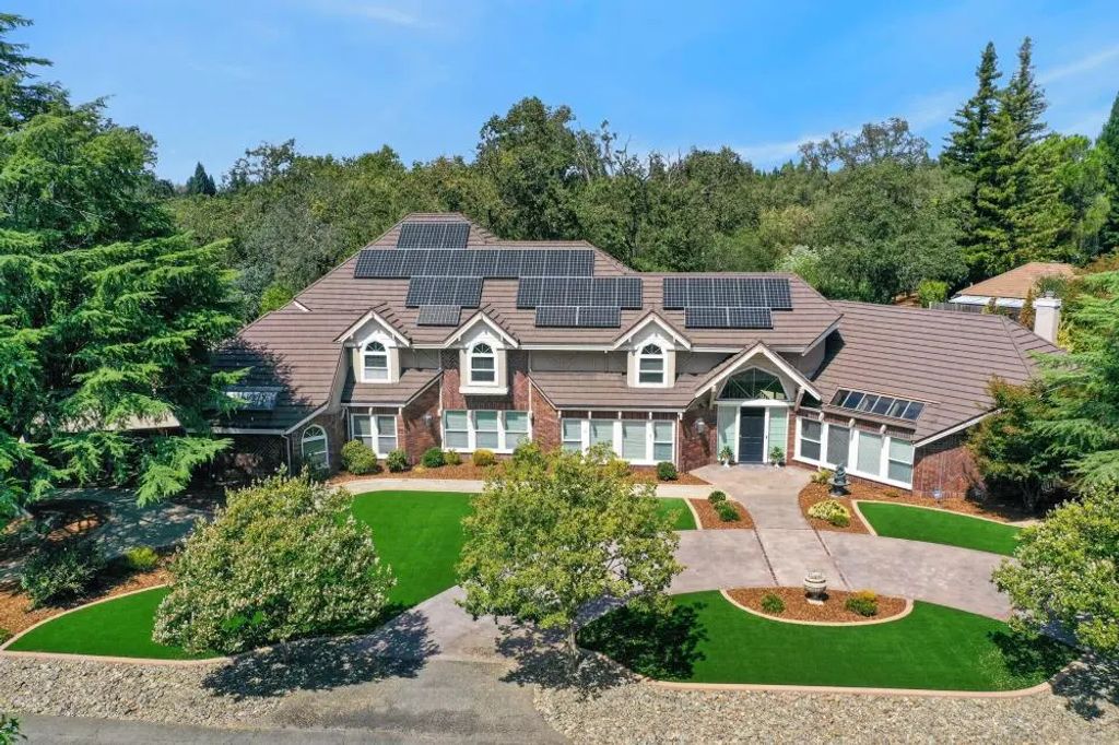 8721 Petite Creek Drive, Orangevale