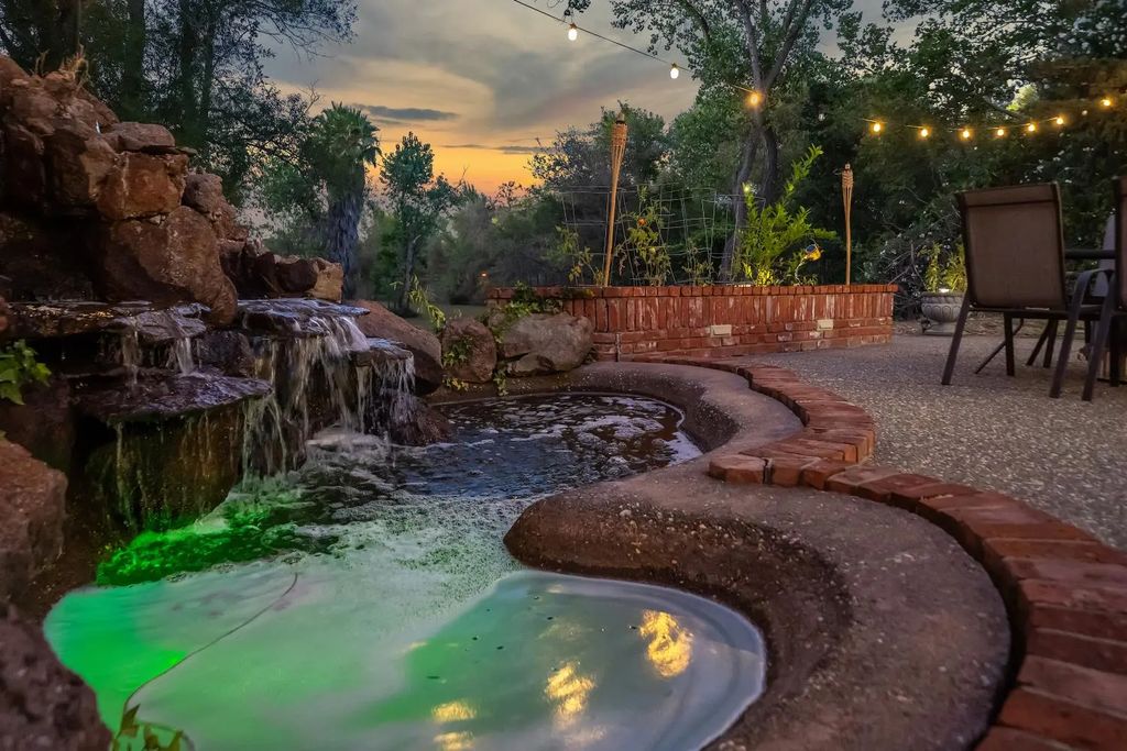 2215 Broadstone Drive, Roseville