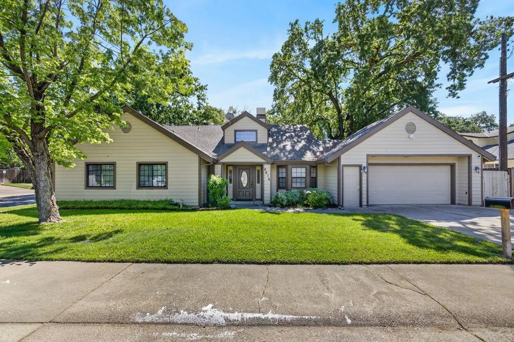 8616 Pershing Avenue, Fair Oaks