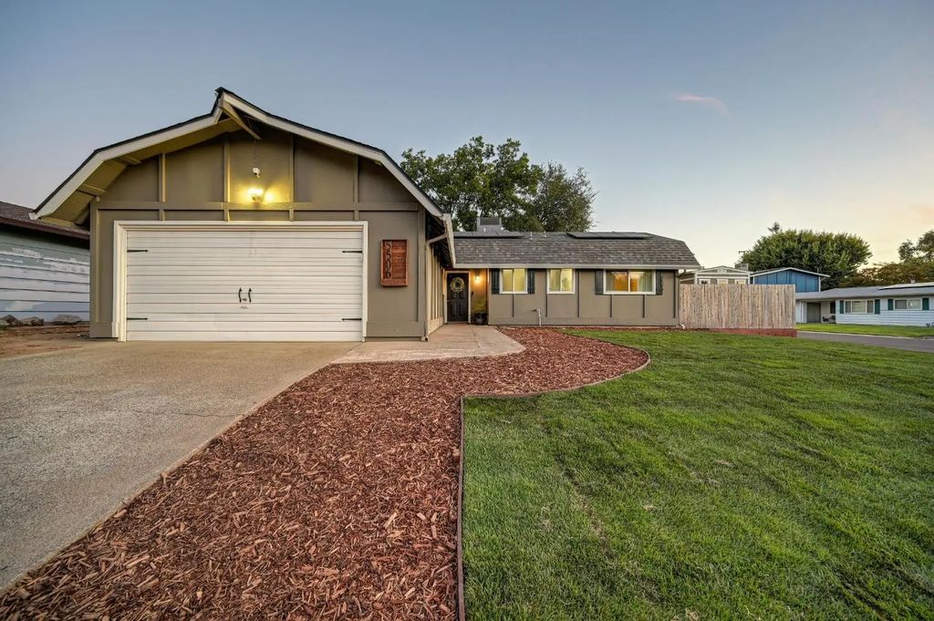 5506 Brooks Avenue, Loomis