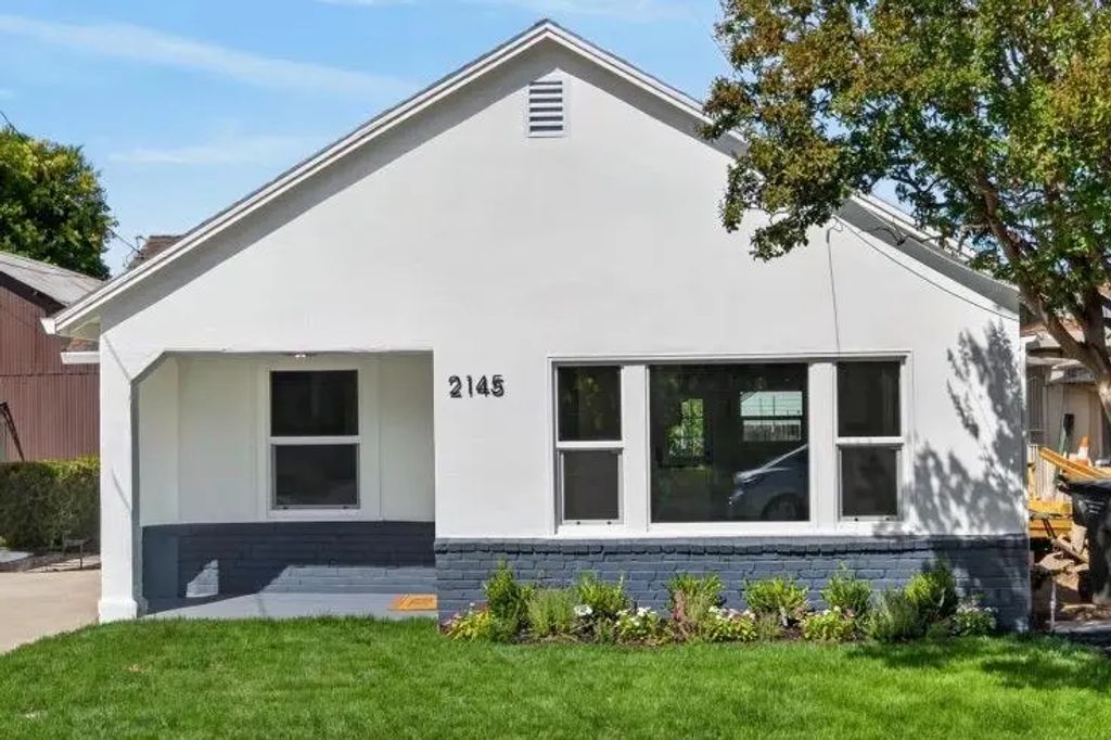 2145 Perkins Way, Sacramento