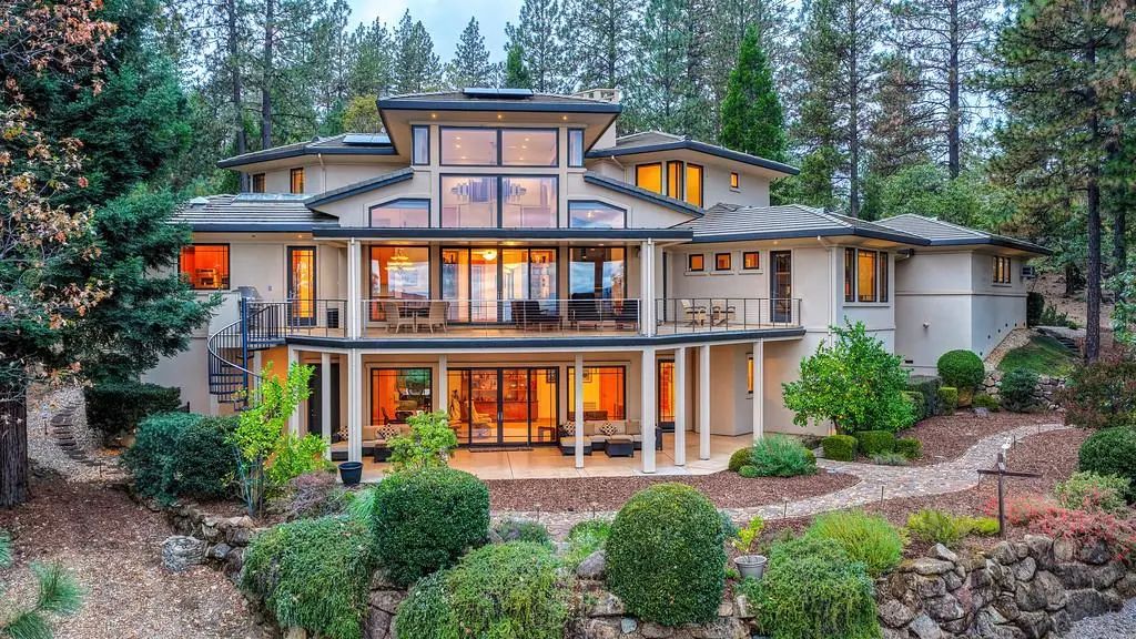 15080 Grand Knoll Drive, Meadow Vista