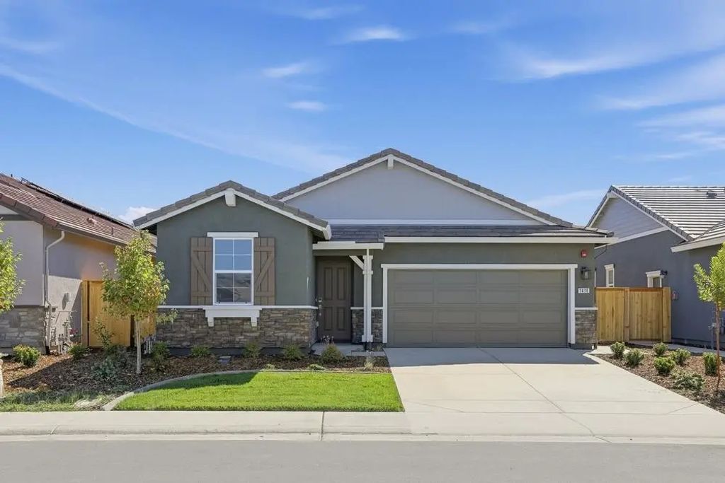 1415 Edgewood Lane, Lincoln