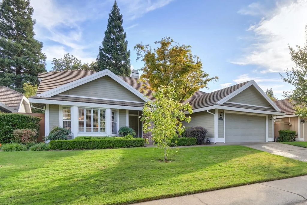 11374 New England Place, Gold River