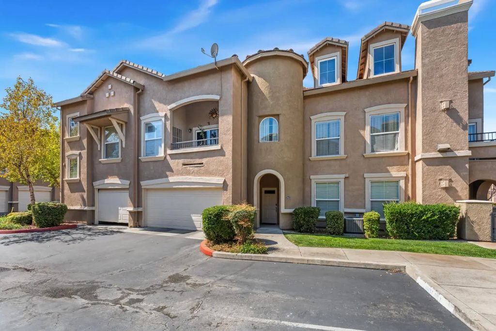 5350 Dunlay Drive 3517, Sacramento