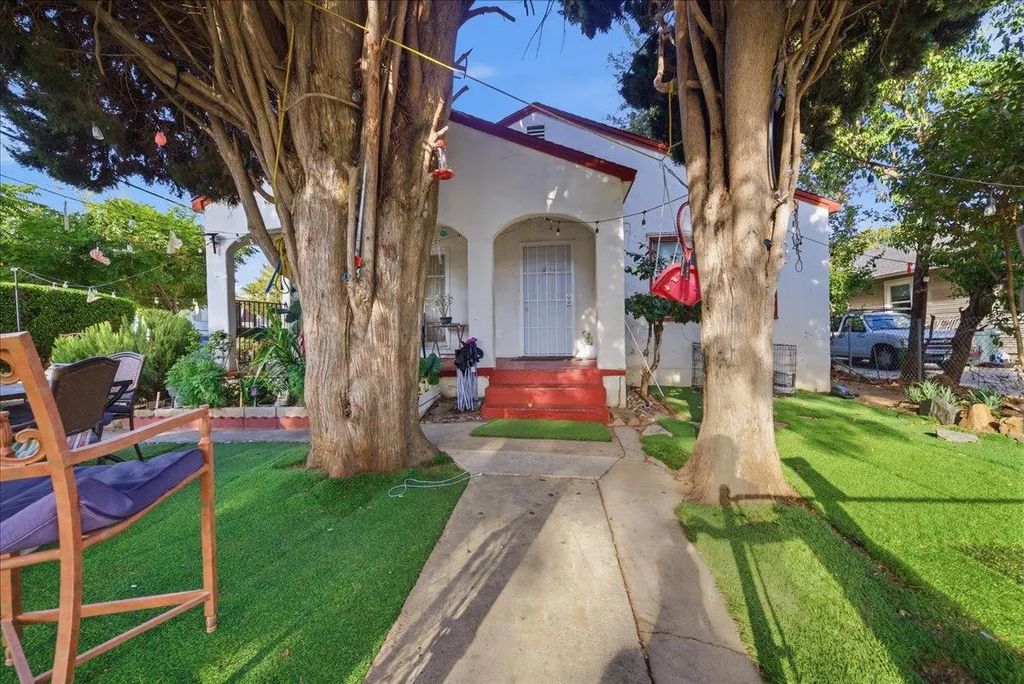 330 C Street, Roseville