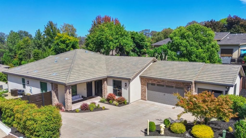 1115 Pick N Shovel Court, Auburn