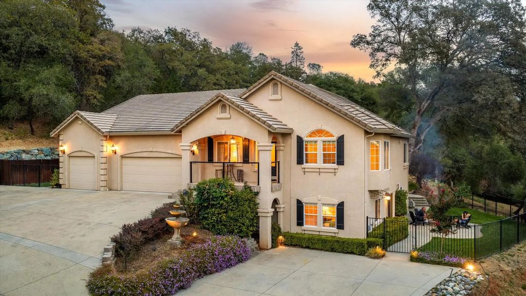 11120 Shadow Court, Auburn