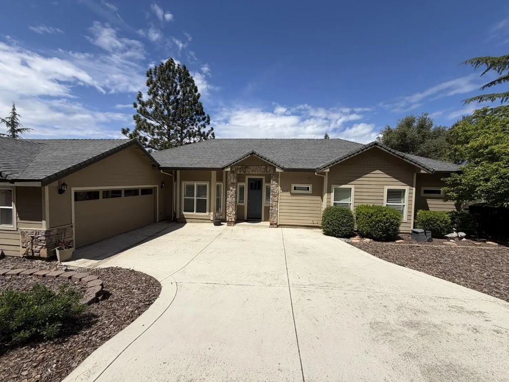 1472 Nesting Way, Placerville