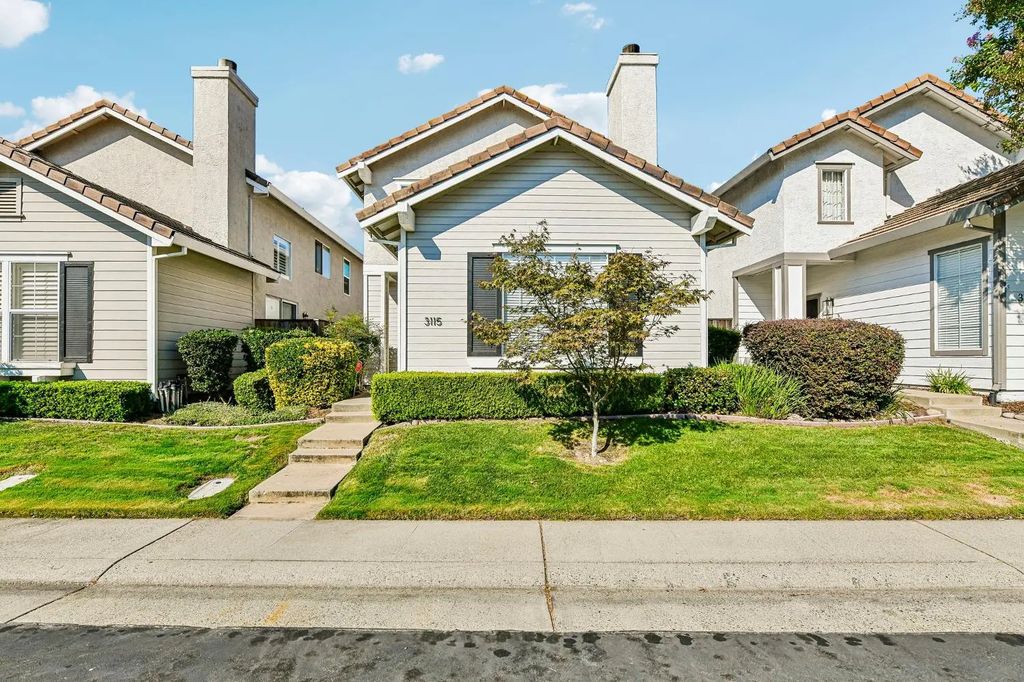 3115 Poseidon Lane, Roseville