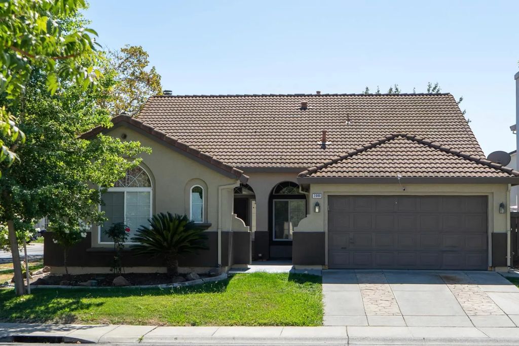 2000 Blackridge Avenue, Sacramento